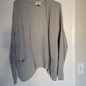 🎀Universal Thread Grey Cardigan🎀